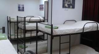 Гостиница Радикс Хостел Краснодар Спальное место на двухъярусной кровати в общем номере для мужчин-6